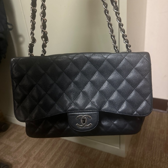 Chanel Jumbo Caviar Flap Bag - Picture 12 of 16